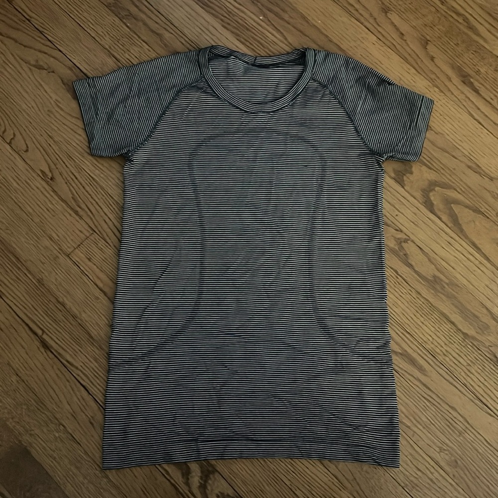 Lululemon Swiftly Tech